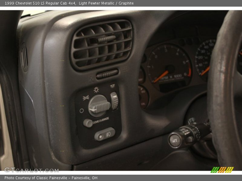 Light Pewter Metallic / Graphite 1999 Chevrolet S10 LS Regular Cab 4x4