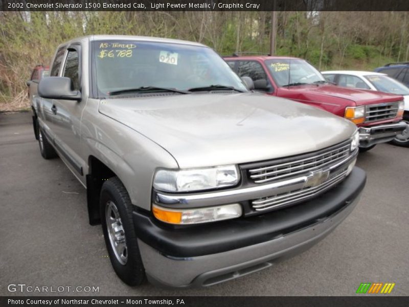 Light Pewter Metallic / Graphite Gray 2002 Chevrolet Silverado 1500 Extended Cab