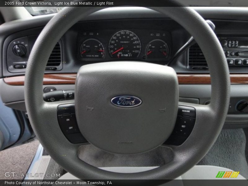 Light Ice Blue Metallic / Light Flint 2005 Ford Crown Victoria