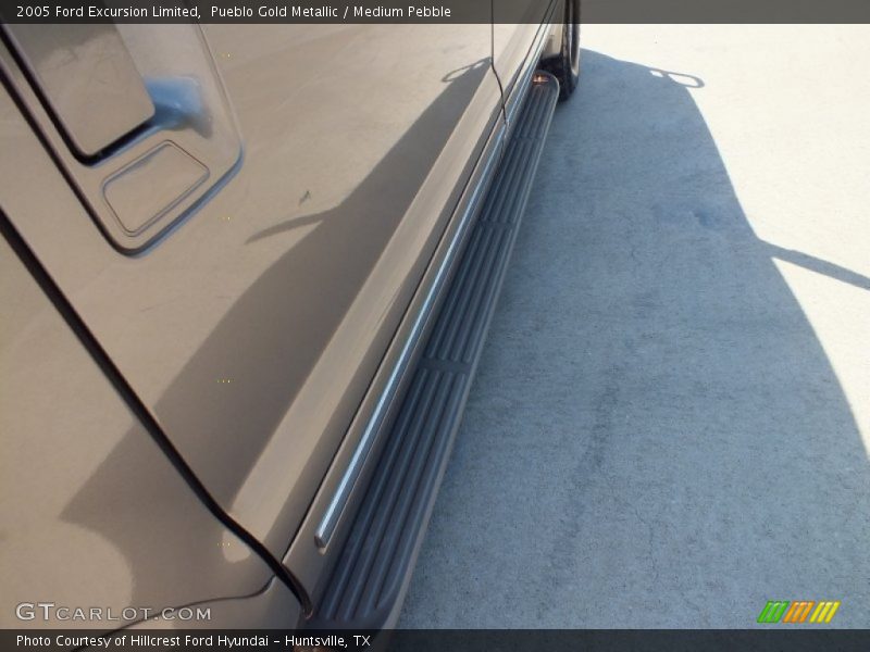 Pueblo Gold Metallic / Medium Pebble 2005 Ford Excursion Limited