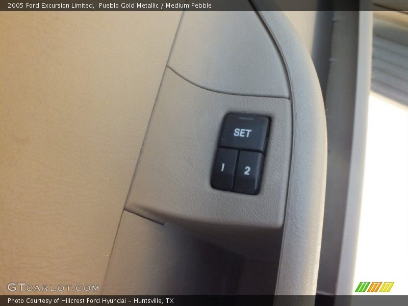Pueblo Gold Metallic / Medium Pebble 2005 Ford Excursion Limited