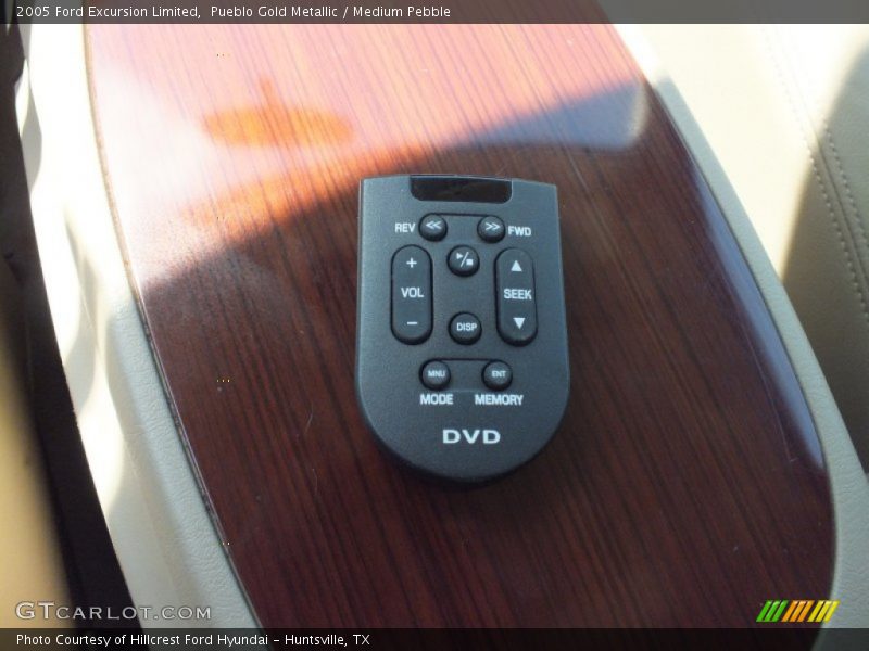 Pueblo Gold Metallic / Medium Pebble 2005 Ford Excursion Limited