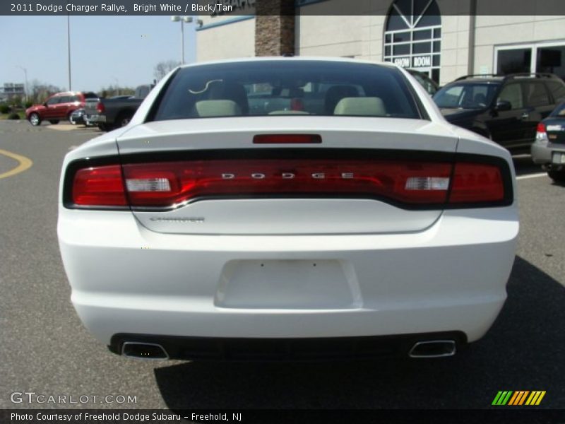 Bright White / Black/Tan 2011 Dodge Charger Rallye