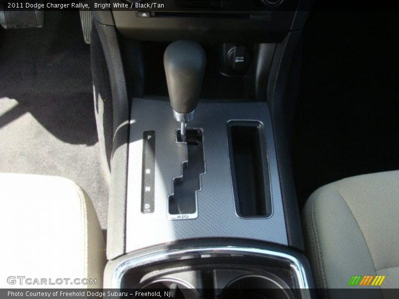 Bright White / Black/Tan 2011 Dodge Charger Rallye