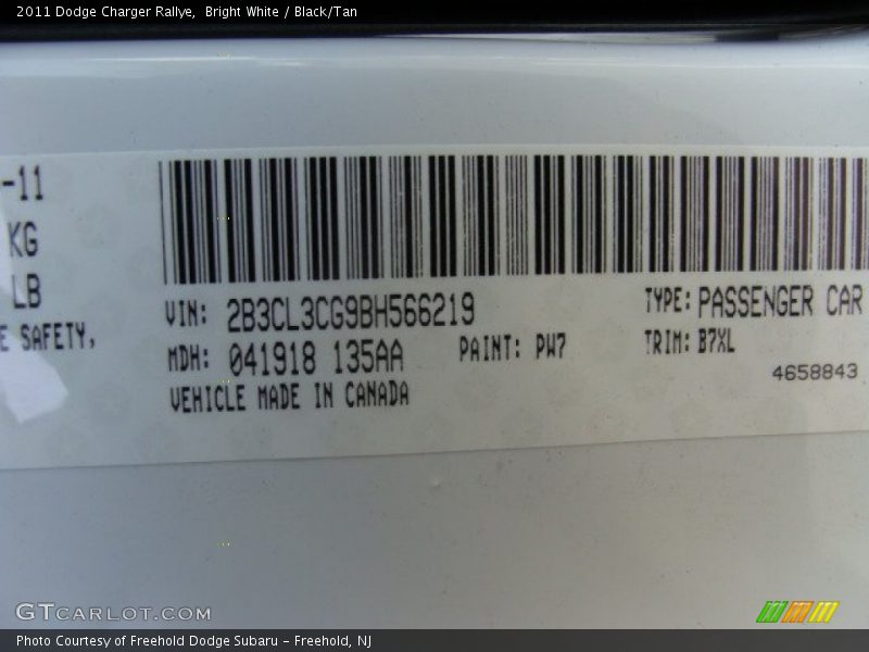 Bright White / Black/Tan 2011 Dodge Charger Rallye
