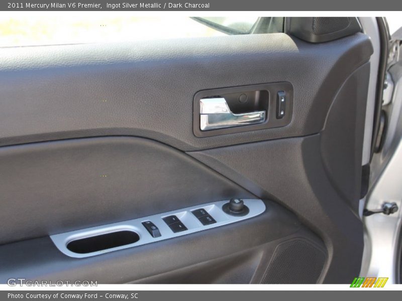 Ingot Silver Metallic / Dark Charcoal 2011 Mercury Milan V6 Premier