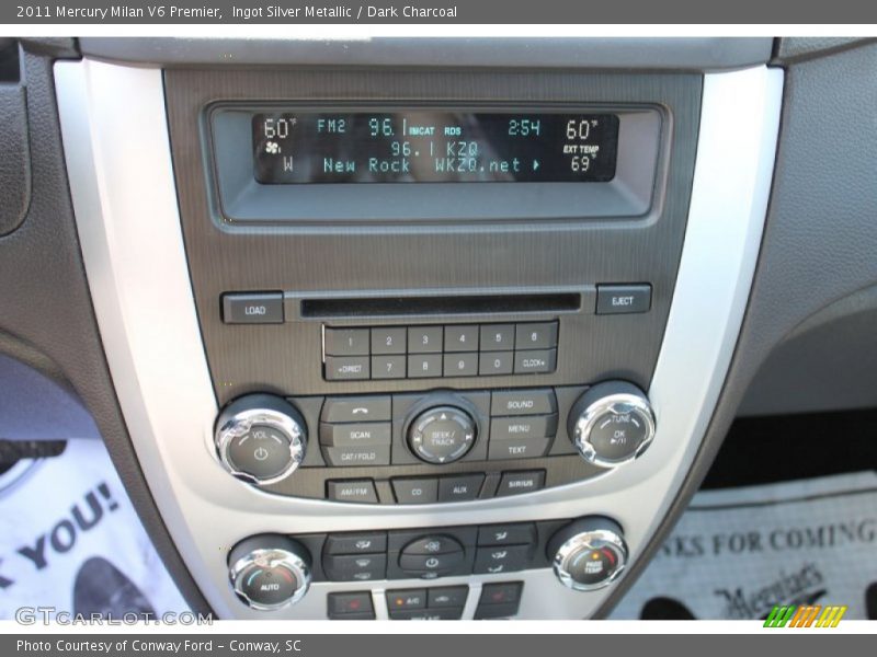 Ingot Silver Metallic / Dark Charcoal 2011 Mercury Milan V6 Premier