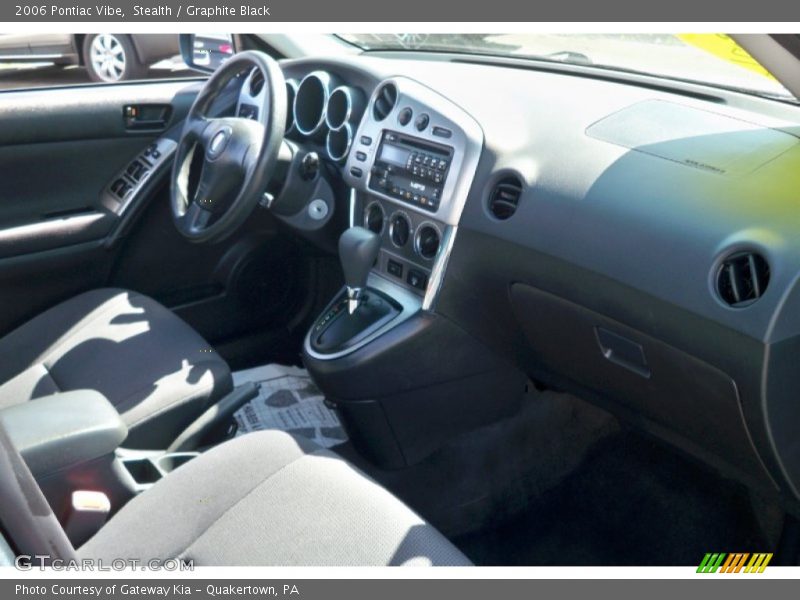 Stealth / Graphite Black 2006 Pontiac Vibe