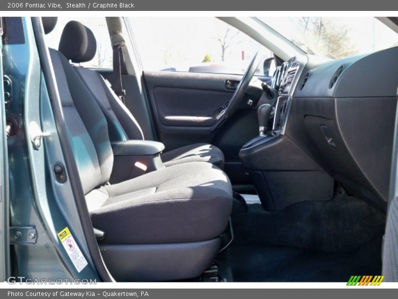Stealth / Graphite Black 2006 Pontiac Vibe
