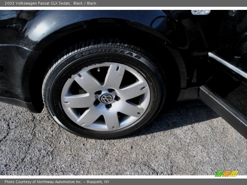 Black / Black 2003 Volkswagen Passat GLX Sedan
