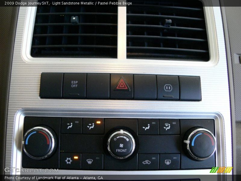 Light Sandstone Metallic / Pastel Pebble Beige 2009 Dodge Journey SXT