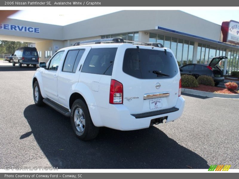 Avalanche White / Graphite 2006 Nissan Pathfinder SE