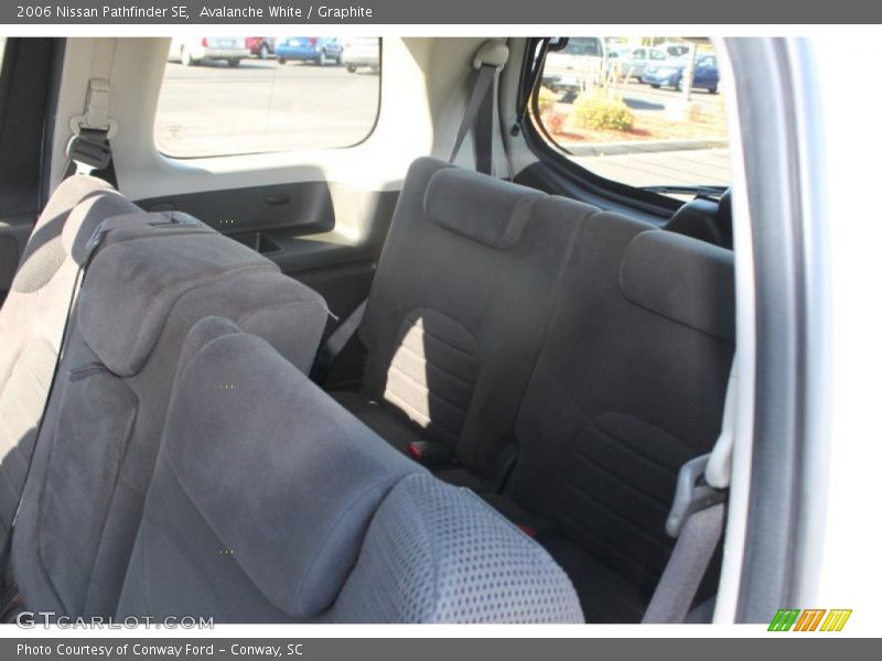 Avalanche White / Graphite 2006 Nissan Pathfinder SE