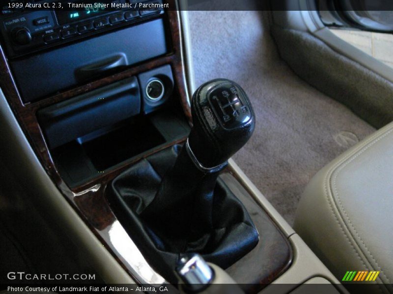  1999 CL 2.3 5 Speed Manual Shifter