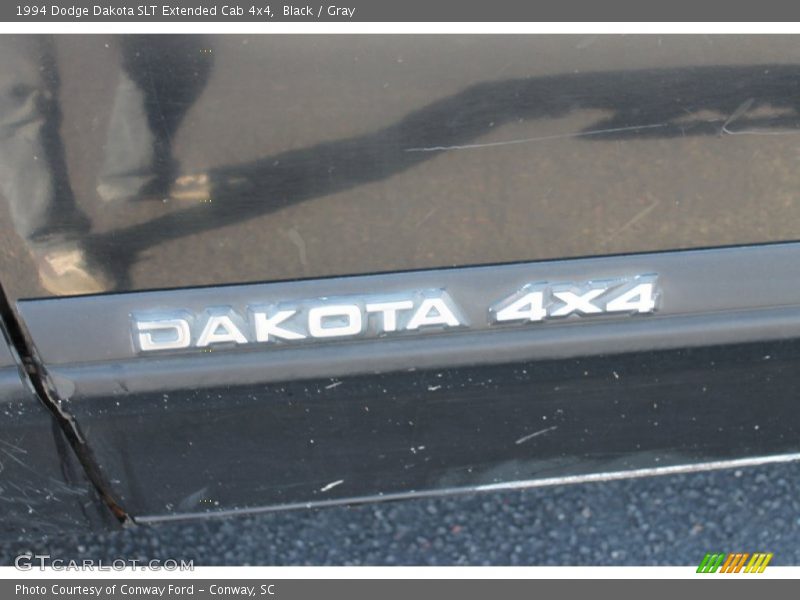  1994 Dakota SLT Extended Cab 4x4 Logo