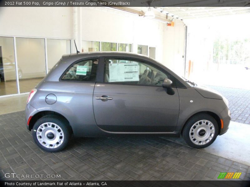 Grigio (Grey) / Tessuto Grigio/Nero (Grey/Black) 2012 Fiat 500 Pop