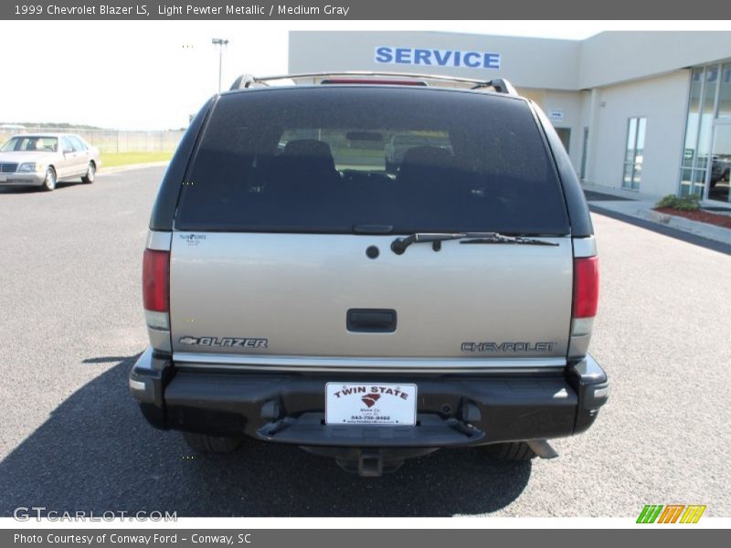 Light Pewter Metallic / Medium Gray 1999 Chevrolet Blazer LS