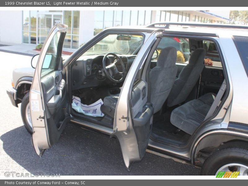 Light Pewter Metallic / Medium Gray 1999 Chevrolet Blazer LS