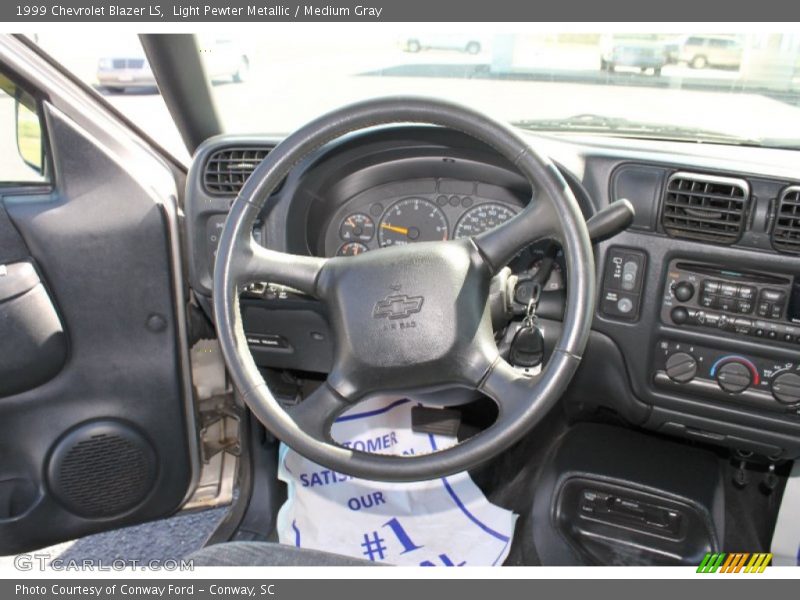 Light Pewter Metallic / Medium Gray 1999 Chevrolet Blazer LS
