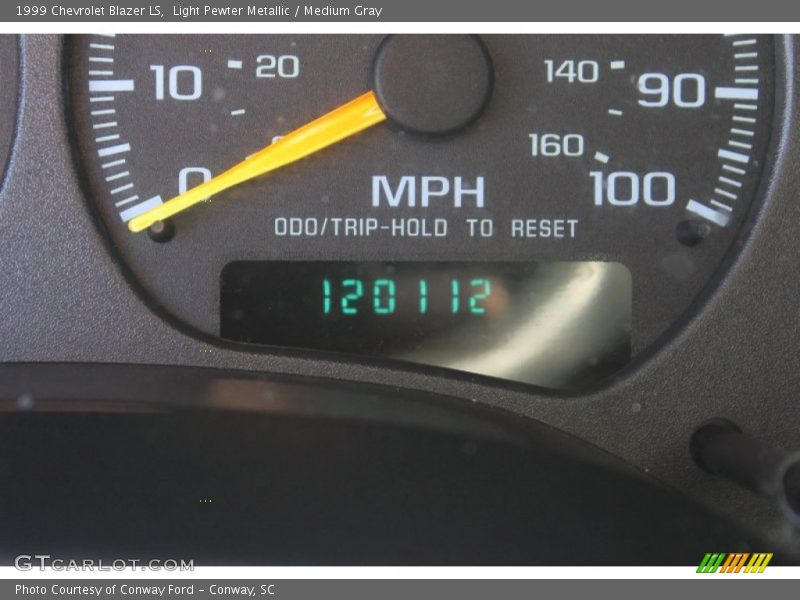 Light Pewter Metallic / Medium Gray 1999 Chevrolet Blazer LS