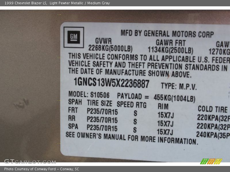 Light Pewter Metallic / Medium Gray 1999 Chevrolet Blazer LS