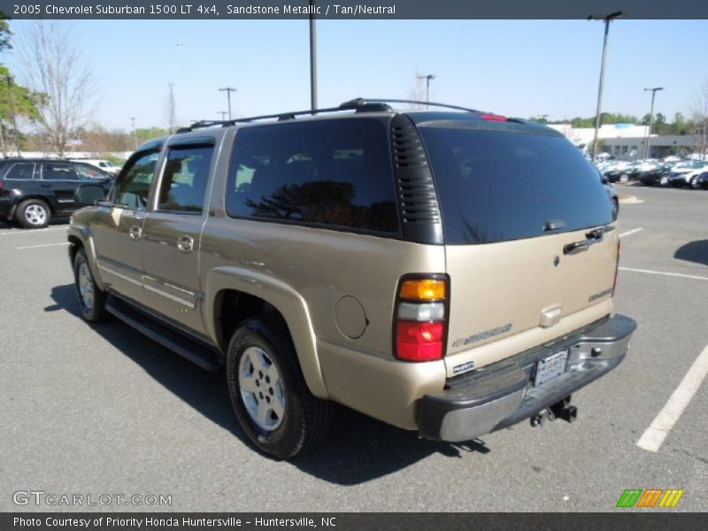 Sandstone Metallic / Tan/Neutral 2005 Chevrolet Suburban 1500 LT 4x4