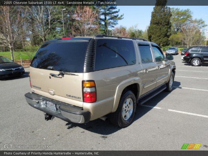 Sandstone Metallic / Tan/Neutral 2005 Chevrolet Suburban 1500 LT 4x4