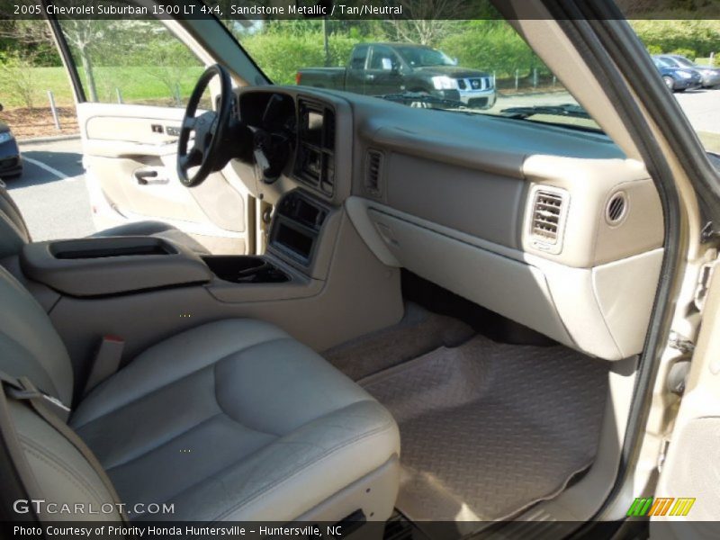 Sandstone Metallic / Tan/Neutral 2005 Chevrolet Suburban 1500 LT 4x4