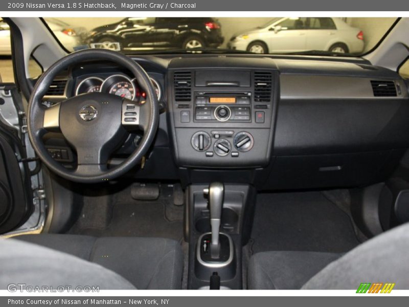 Magnetic Gray / Charcoal 2009 Nissan Versa 1.8 S Hatchback