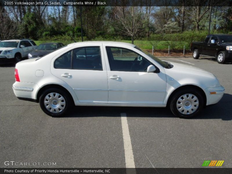 Campanella White / Black 2005 Volkswagen Jetta GL Sedan