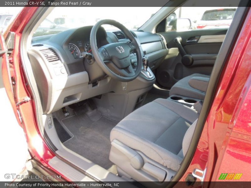 Tango Red Pearl / Gray 2011 Honda CR-V SE