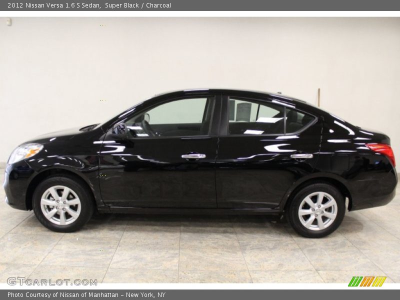 Super Black / Charcoal 2012 Nissan Versa 1.6 S Sedan