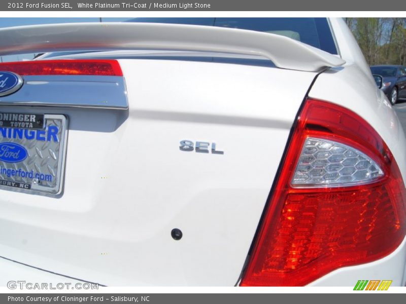 White Platinum Tri-Coat / Medium Light Stone 2012 Ford Fusion SEL