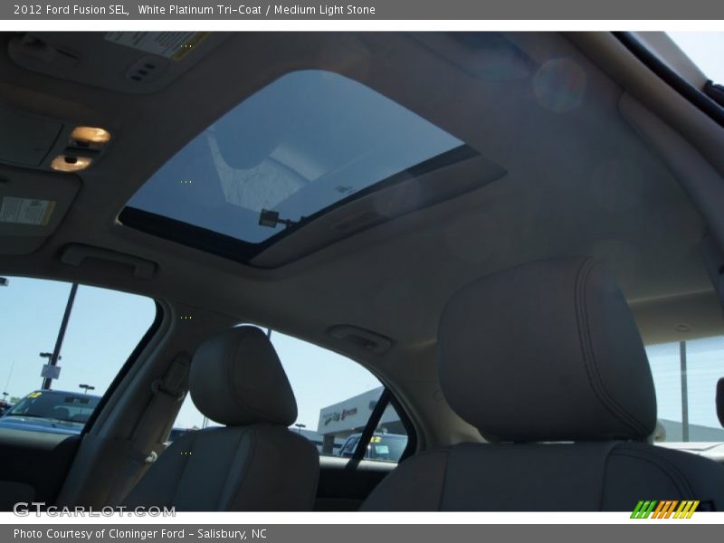 White Platinum Tri-Coat / Medium Light Stone 2012 Ford Fusion SEL
