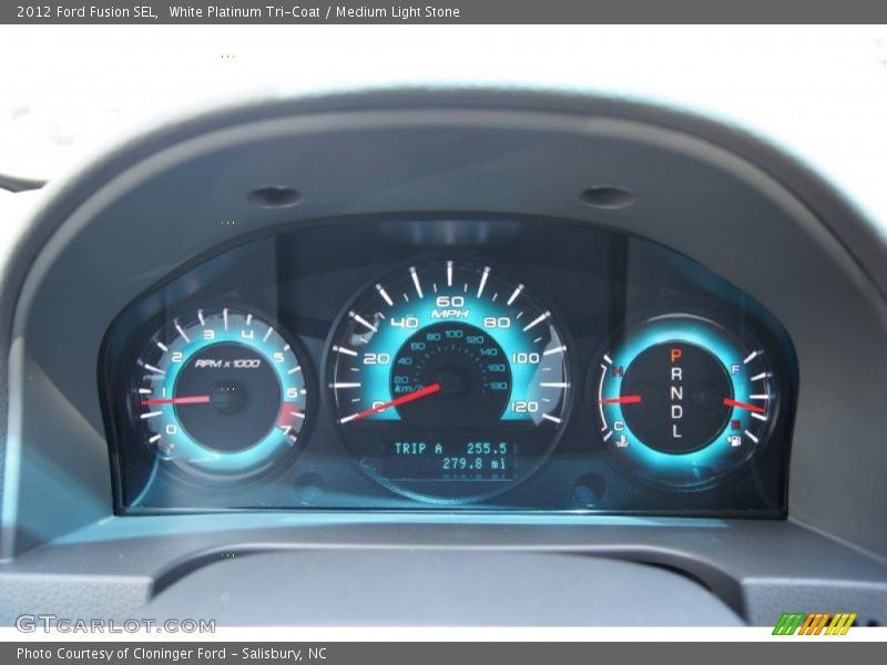 White Platinum Tri-Coat / Medium Light Stone 2012 Ford Fusion SEL