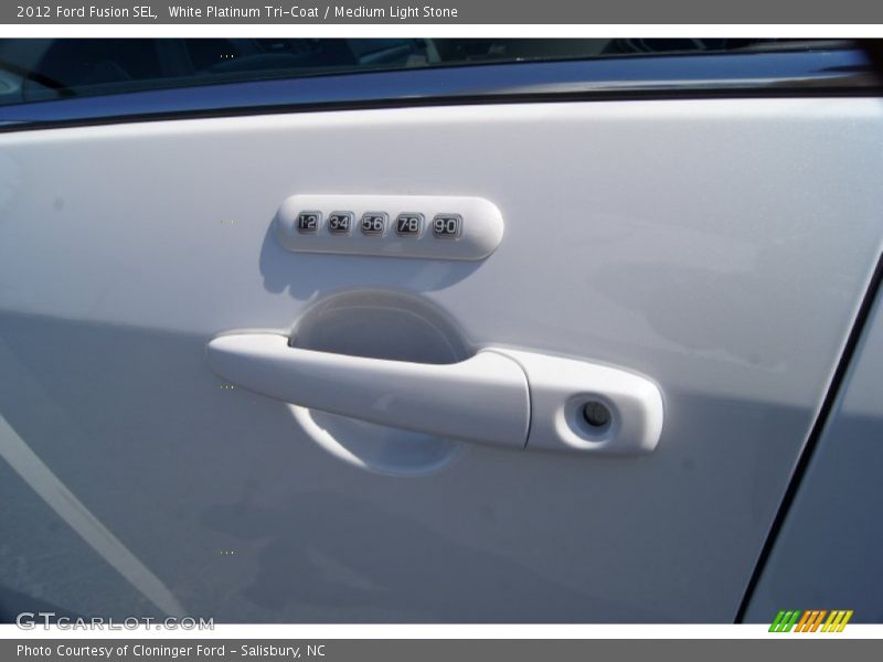 White Platinum Tri-Coat / Medium Light Stone 2012 Ford Fusion SEL