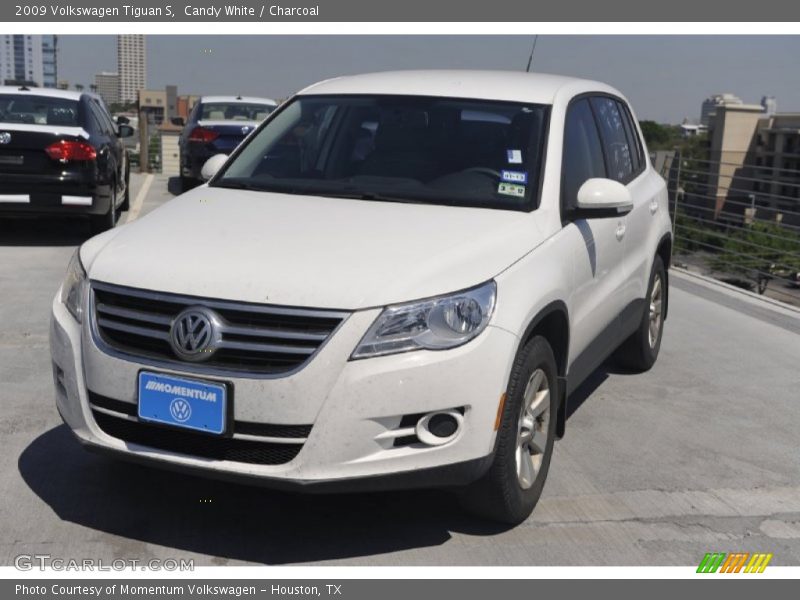 Candy White / Charcoal 2009 Volkswagen Tiguan S