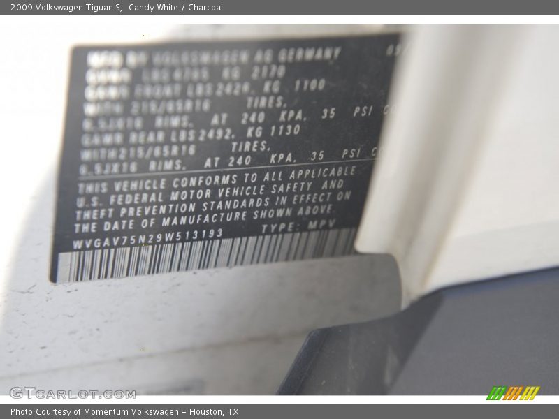 Candy White / Charcoal 2009 Volkswagen Tiguan S