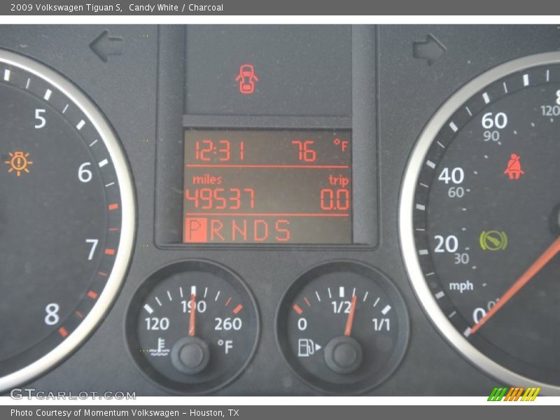 Candy White / Charcoal 2009 Volkswagen Tiguan S