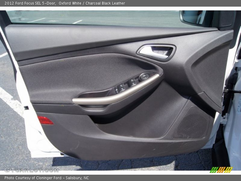 Oxford White / Charcoal Black Leather 2012 Ford Focus SEL 5-Door