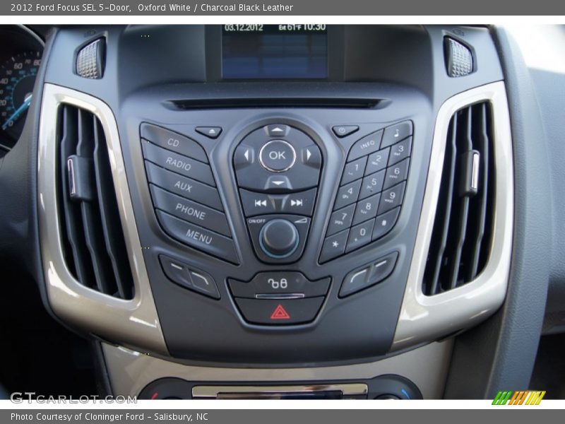 Oxford White / Charcoal Black Leather 2012 Ford Focus SEL 5-Door