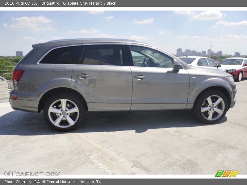 Graphite Gray Metallic / Black 2010 Audi Q7 3.0 TDI quattro
