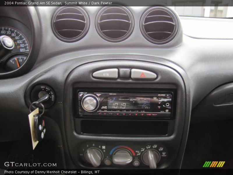 Summit White / Dark Pewter 2004 Pontiac Grand Am SE Sedan
