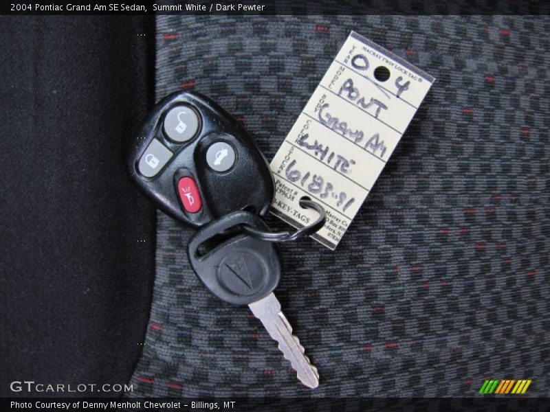 Summit White / Dark Pewter 2004 Pontiac Grand Am SE Sedan