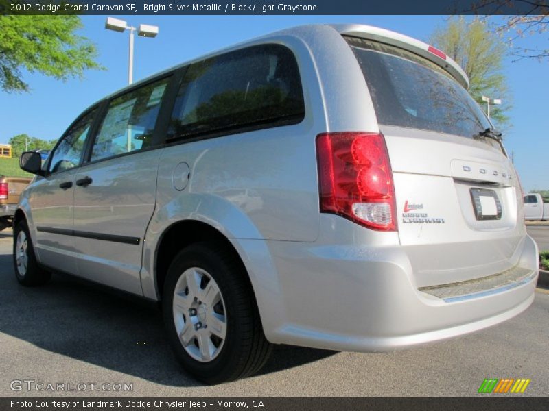 Bright Silver Metallic / Black/Light Graystone 2012 Dodge Grand Caravan SE