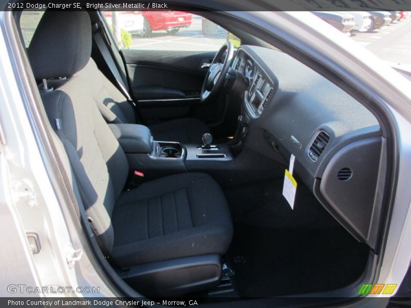 Bright Silver Metallic / Black 2012 Dodge Charger SE