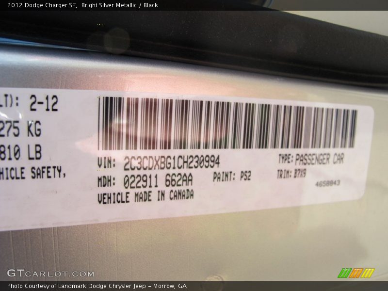 Bright Silver Metallic / Black 2012 Dodge Charger SE