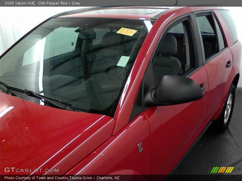 Chili Pepper Red / Gray 2006 Saturn VUE