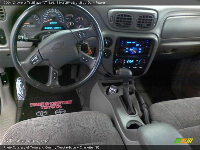 Silverstone Metallic / Dark Pewter 2004 Chevrolet TrailBlazer LT 4x4