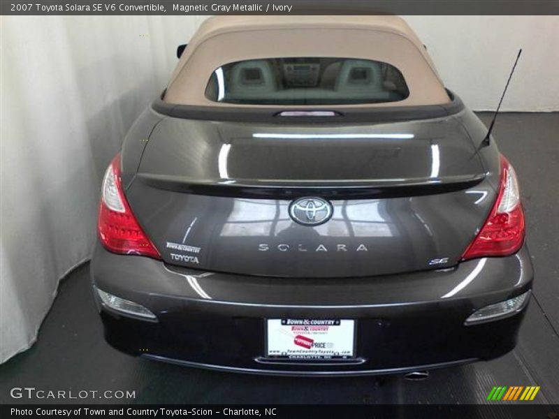 Magnetic Gray Metallic / Ivory 2007 Toyota Solara SE V6 Convertible
